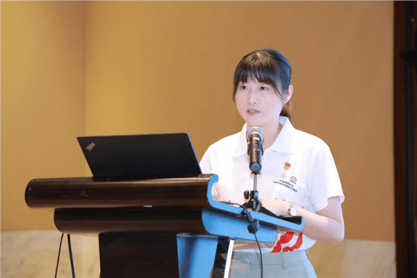 十年关爱<strong></p>
<p>基金协会</strong>，不忘初心 ——“中国医师协会以岭关爱医师健康专项基金”医师身心健康活动在海南举行