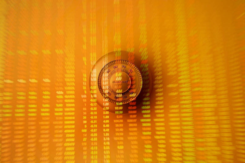 实时数据在量化交易中的作用是什么<strong></p>
<p>量化交易的原理</strong>？
