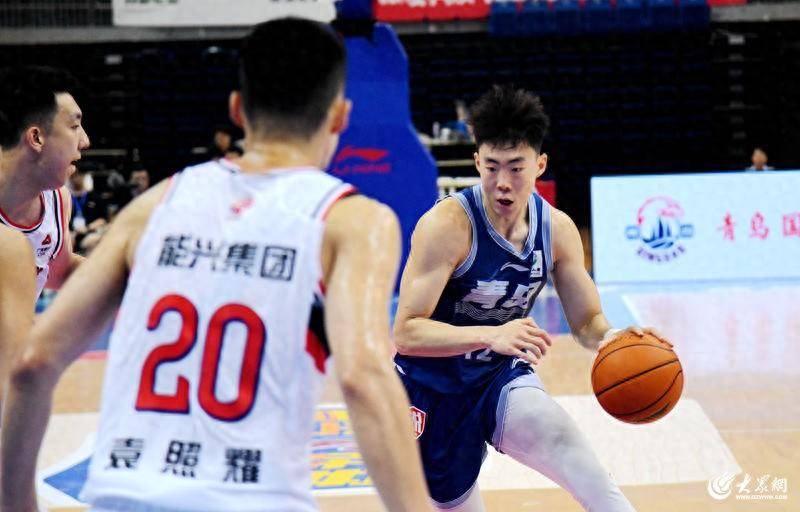 2024CBA夏季联赛(青岛)火热开赛<strong></p>
<p>bac币</strong>！青岛国信男篮41分大胜广州迎开门红