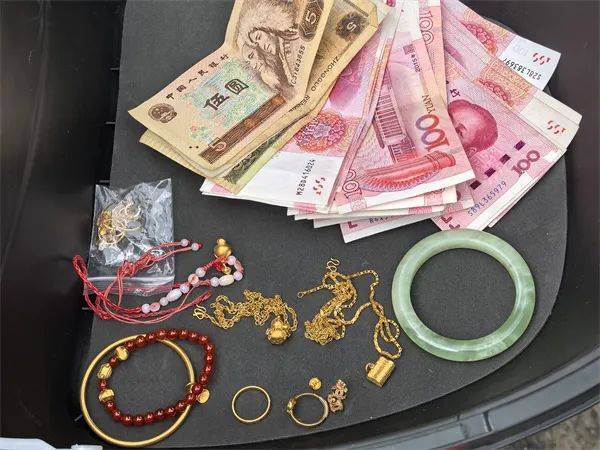 男子对前妻动起“歪脑筋”<strong></p>
<p>炒币自动交易软件</strong>，潜入其家中……上海警方：刑拘
