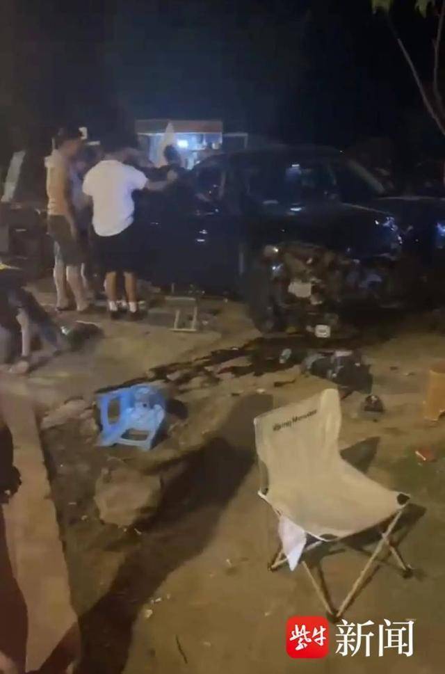 江苏苏州一男子炫车技失控撞上烧烤摊<strong></p>
<p>eth币多少一个</strong>！二审宣判