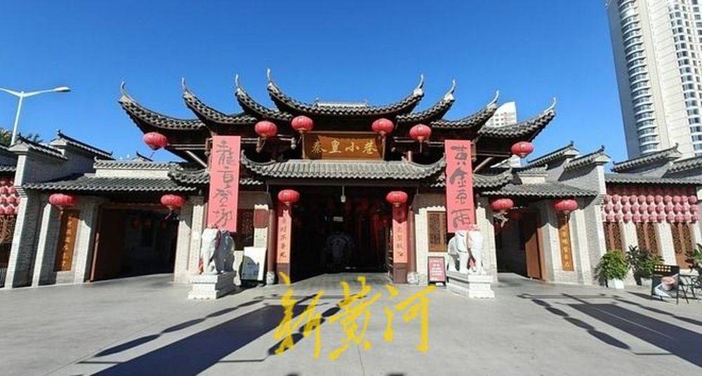 秦皇岛一网红夜市被指违规占用规划绿地却经营4年之久<strong></p>
<p>eth币多少一个</strong>，当地回应：无审批手续 | 刚调查