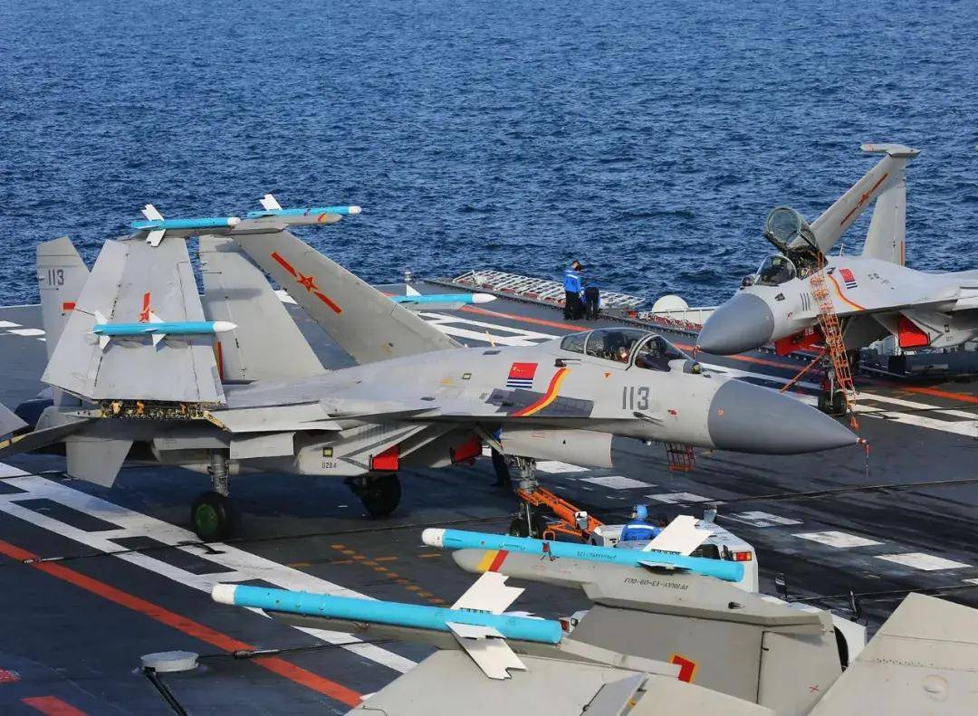 中国首个双航母战斗群横空出世<strong></p>
<p>债券回购交易案例</strong>！歼-15B/D居然悄悄装备这么多了？