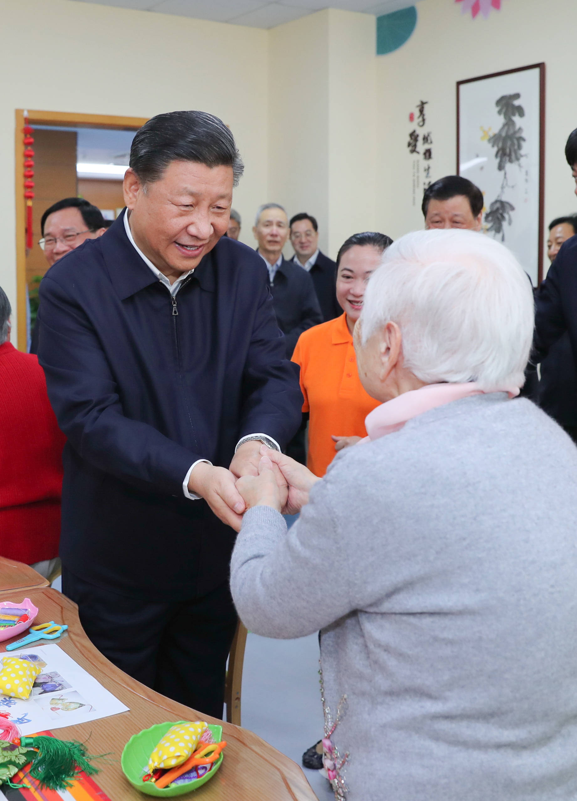 一见·握手的瞬间<strong></p>
<p>利率是货币的价格</strong>，不变的情怀