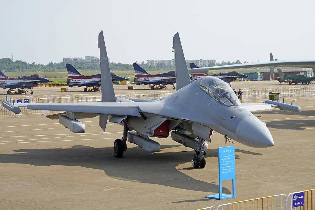 6型侧卫齐聚珠海<strong></p>
<p>mbeax东南亚货币交易</strong>！歼-16和苏-35S孰强孰弱？歼-15T才是最强侧卫？