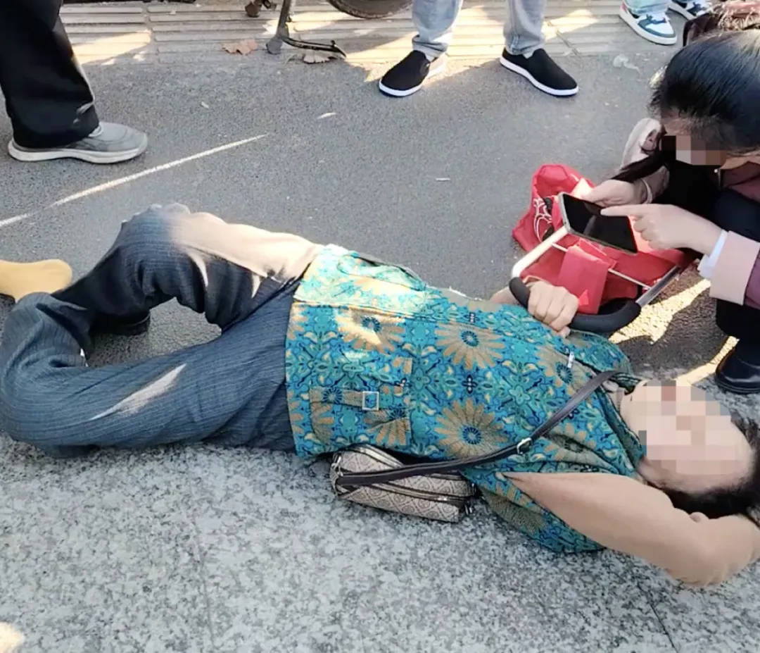 91.5万元打300头野猪<strong></p>
<p>可以交易公信宝的网站</strong>，南京一企业中标后弃标，知情人：人手不够