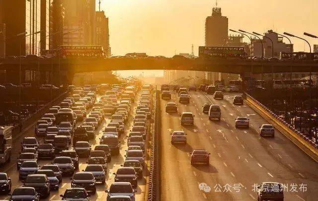 扩散！不摇号购京牌车的好机会来啦！511辆车等您选<strong></p>
<p>现货otc交易模式</strong>，最低2万起拍