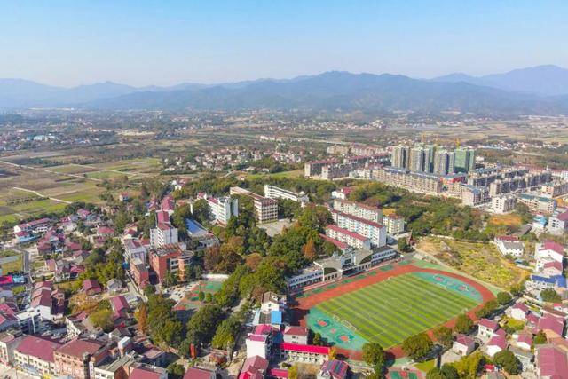 长沙扩充高中学位<strong></p>
<p>binance哪里下载</strong>，确保2030年“学位等人”