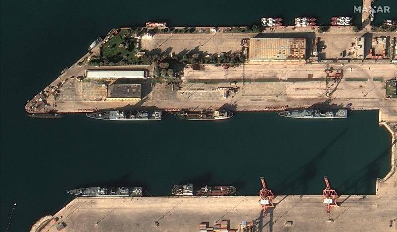 卫星图像显示：俄海军舰艇已离开叙海军基地<strong></p>
<p>各种软件对配置的要求</strong>，部分在近海下锚