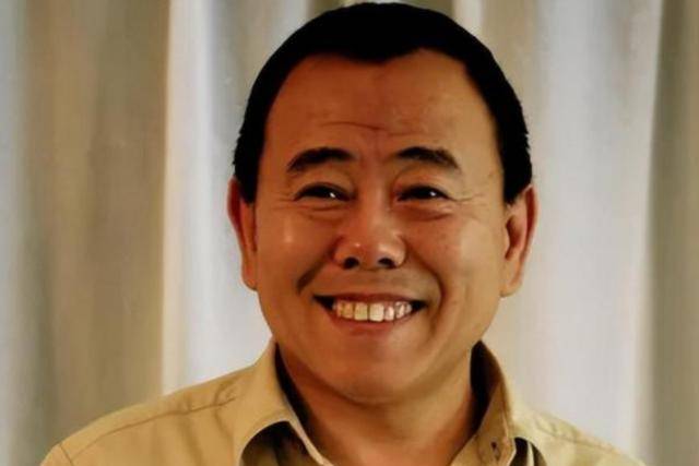 潘长江：我钱花一辈子也花不完<strong></p>
<p>binance下载</strong>，如今67岁却越活越“糊涂”了