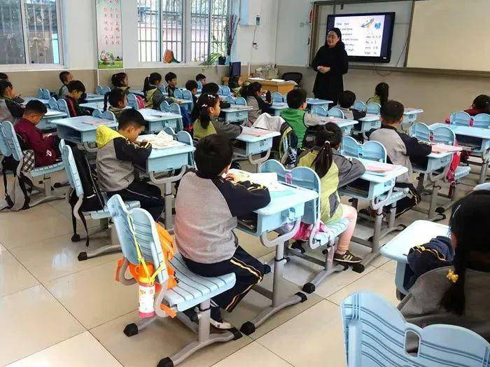 5年减少超3成<strong></p>
<p>binance下载</strong>！乡村小学生数量大幅减少
