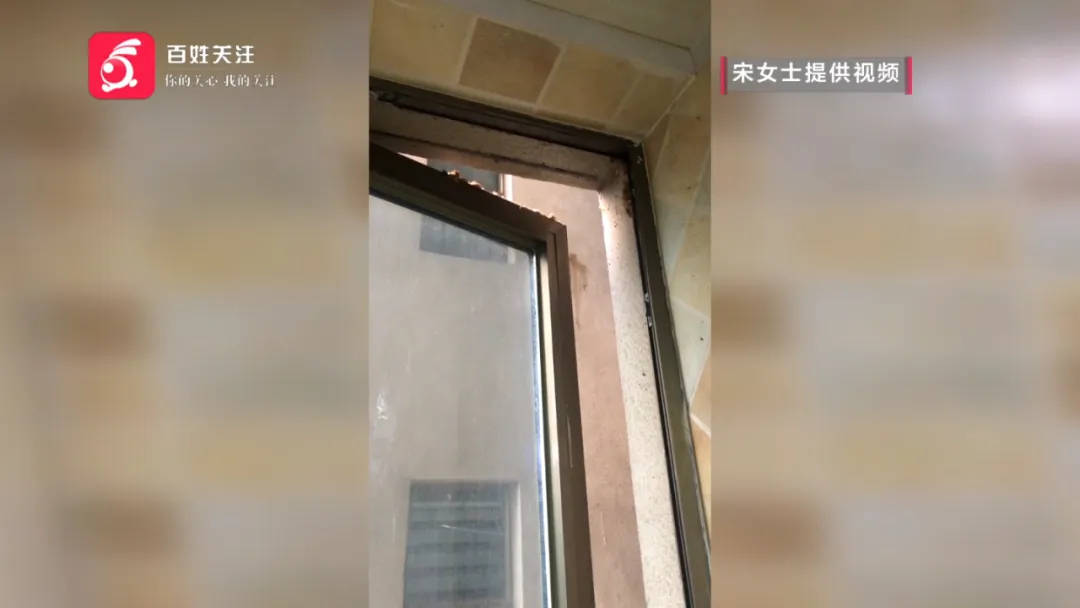 恶心坏了！贵阳一女子家中被扔进一颗“炸弹”<strong></p>
<p>货币性资产交换</strong>，残羹剩饭炸开花