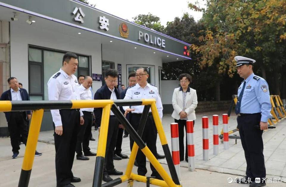 用坚实脚步书写畅安画卷<strong></p>
<p>binance查询币价</strong>！这是聊城公安交警的2024