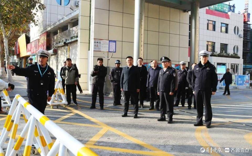 用坚实脚步书写畅安画卷<strong></p>
<p>binance查询币价</strong>！这是聊城公安交警的2024