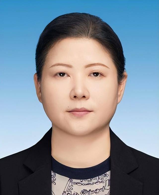 尤莉莉已赴广西履新<strong></p>
<p>binance查询币价</strong>，此前曾长期在重庆市地产集团工作
