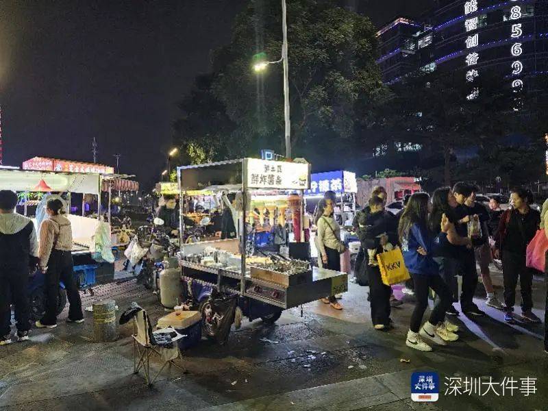 深圳一商圈50米40多个摊位<strong></p>
<p>wanchain币上哪买</strong>，还摆上机动车道！街道办：清理整治劝导