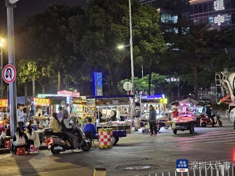 深圳一商圈50米40多个摊位<strong></p>
<p>wanchain币上哪买</strong>，还摆上机动车道！街道办：清理整治劝导