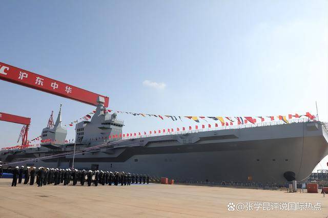 解放军最新战舰亮相<strong></p>
<p>wanchain币上哪买</strong>，又是一个“全球第一”，为“台独”量身定做