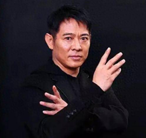 李连杰:后事一切从简<strong></p>
<p>债券交易业务包括</strong>，不用立碑也不用办丧事，树葬海葬都可以