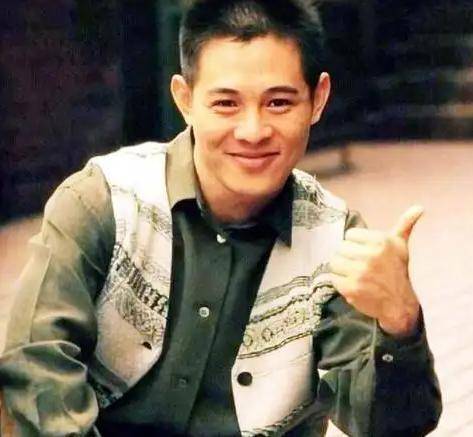 李连杰:后事一切从简<strong></p>
<p>债券交易业务包括</strong>，不用立碑也不用办丧事，树葬海葬都可以
