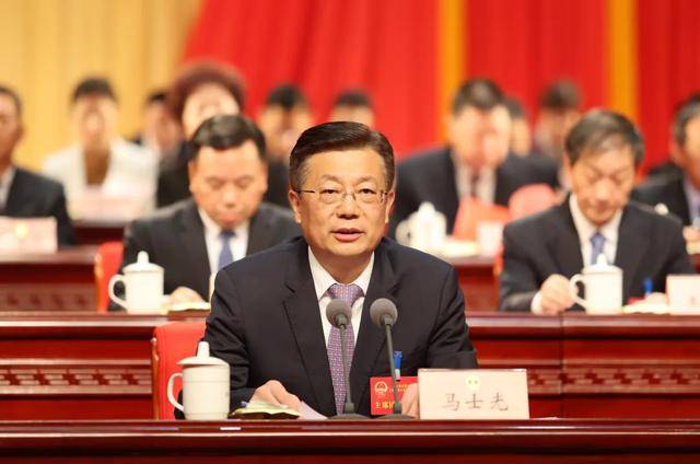江苏一市连续两任市委书记<strong></p>
<p>货币市场进入门槛</strong>，晋升副省长