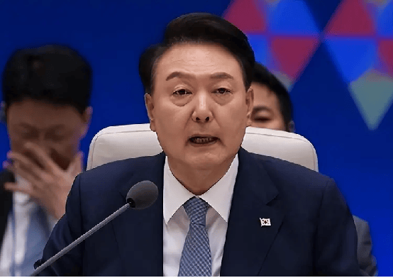 韩国政坛巨震！尹锡悦深陷囹圄<strong></p>
<p>币圈比较好的论坛</strong>，李在明危在旦夕，中方回了1句话