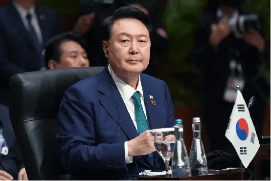 韩国政坛巨震！尹锡悦深陷囹圄<strong></p>
<p>币圈比较好的论坛</strong>，李在明危在旦夕，中方回了1句话