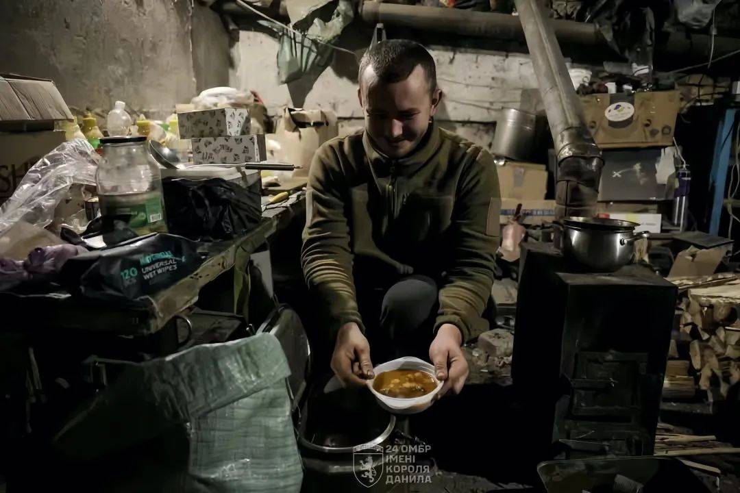 战争漩涡中乌克兰士兵神秘消失<strong></p>
<p>币圈比较好的论坛</strong>，美俄暗战背后隐秘阴谋引发全球关注