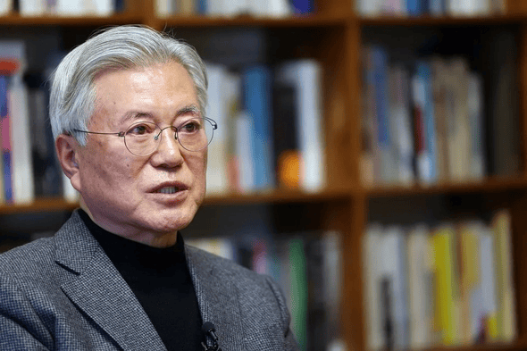 文在寅：为提拔尹锡悦为检察总长感到后悔不已<strong></p>
<p>好用的换ip软件</strong>，对韩国国民感到歉疚