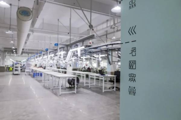 特朗普对华打起“退堂鼓”<strong></p>
<p>好用的换ip软件</strong>？任何幻想都将被现实戳破