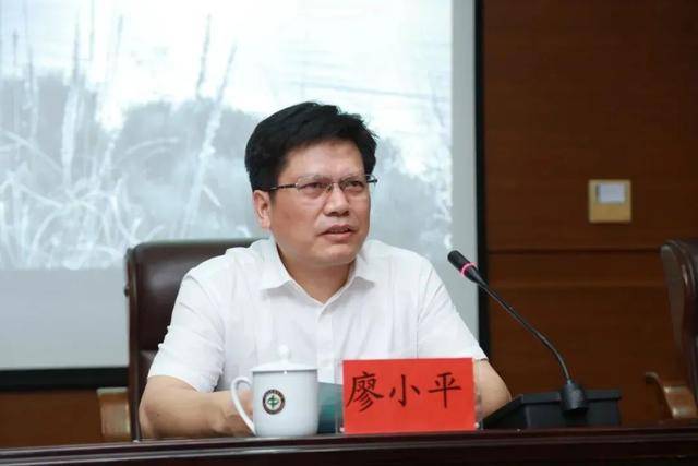 曾“搭班子”的大学党委书记、校长<strong></p>
<p>原油价格行情</strong>，双双被查！