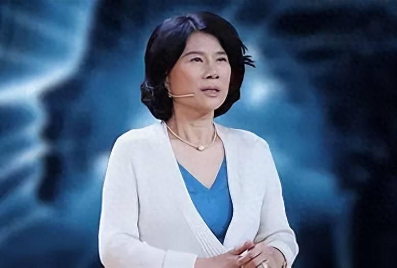 格力要想做成百年老店<strong></p>
<p>原油期货一手</strong>，必须加快去董明珠化