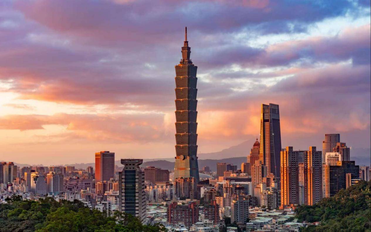 不敢拦截？美大批武器运到台湾<strong></p>
<p>原油期货一手</strong>，美少将已入岛，中方按兵不动？
