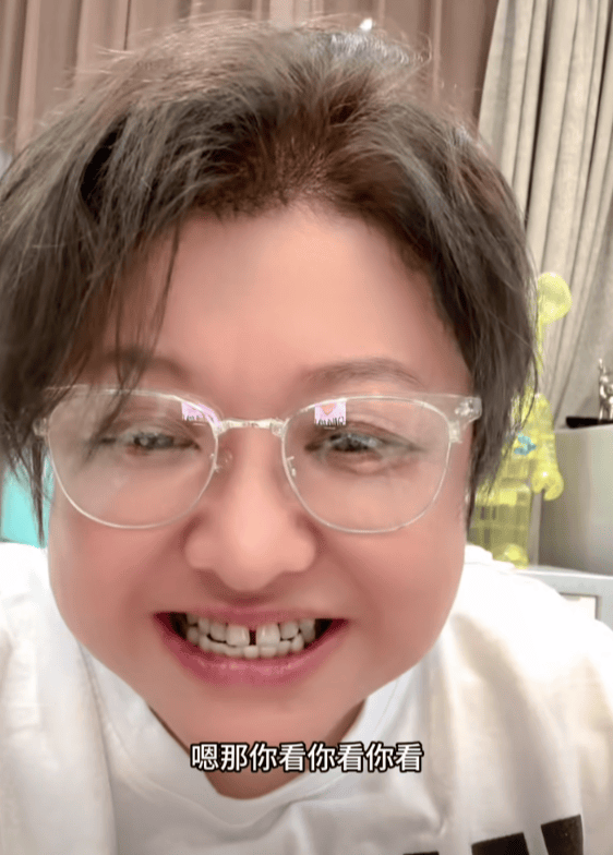 瘦到认不出！53岁韩红补牙缝<strong></p>
<p>原油实时价格</strong>，此前透露正为巡演做准备