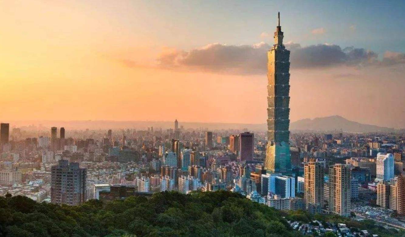 大陆10万亿也造不出1颗高端芯片？张忠谋不装了<strong></p>
<p>一桶原油多少升</strong>，台积电麻烦大了