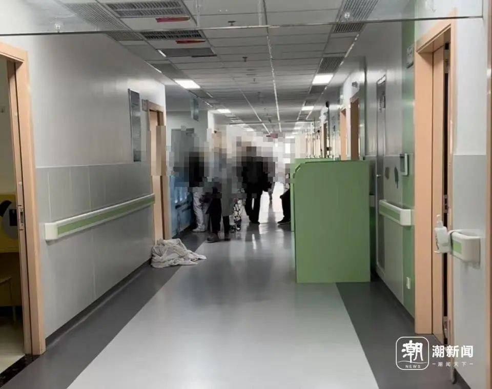 陕西一医院被曝“偷换”新生儿后续：涉事医生解聘<strong></p>
<p>一桶原油多少升</strong>，护士暂停工作