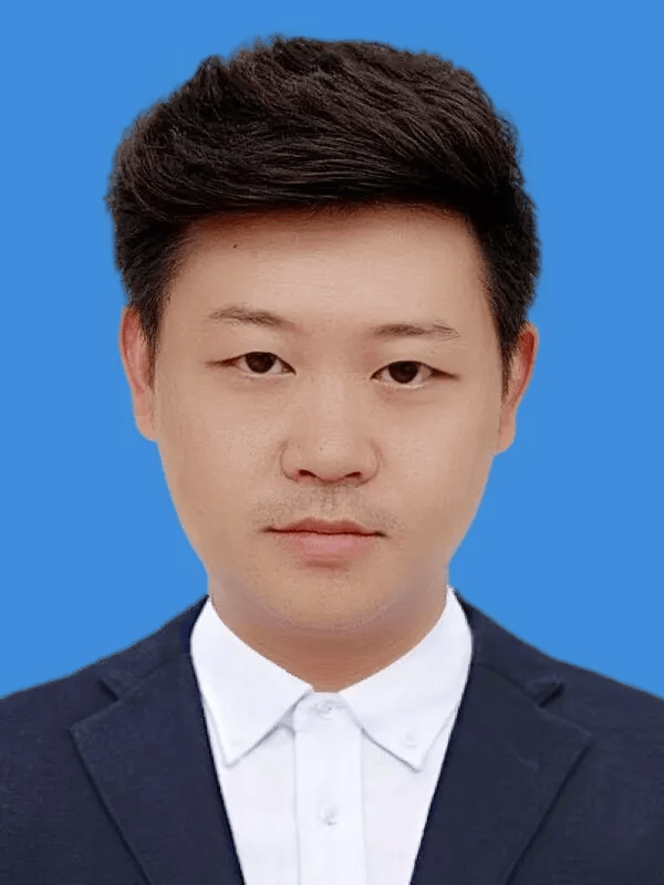 生于1989年<strong></p>
<p>金投原油</strong>，李伟涉嫌严重违纪违法