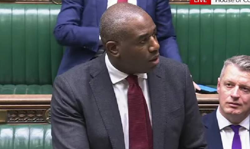 英国再威胁俄罗斯：小心点<strong></p>
<p>金投原油</strong>，正和欧盟协商加速援乌武器