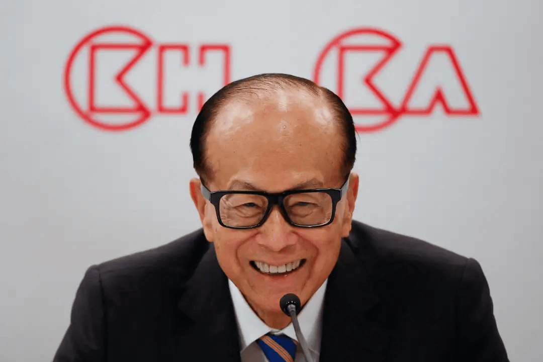 李嘉诚没想到<strong></p>
<p>原油石油</strong>，大局基本已定，北京专机顺利返回，港媒趁机发声
