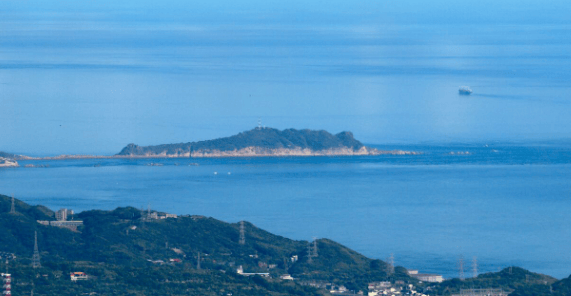 美军急调航母进亚太<strong></p>
<p>中国原油消耗</strong>，日本提前避险，解放军果断出击，反包围开始