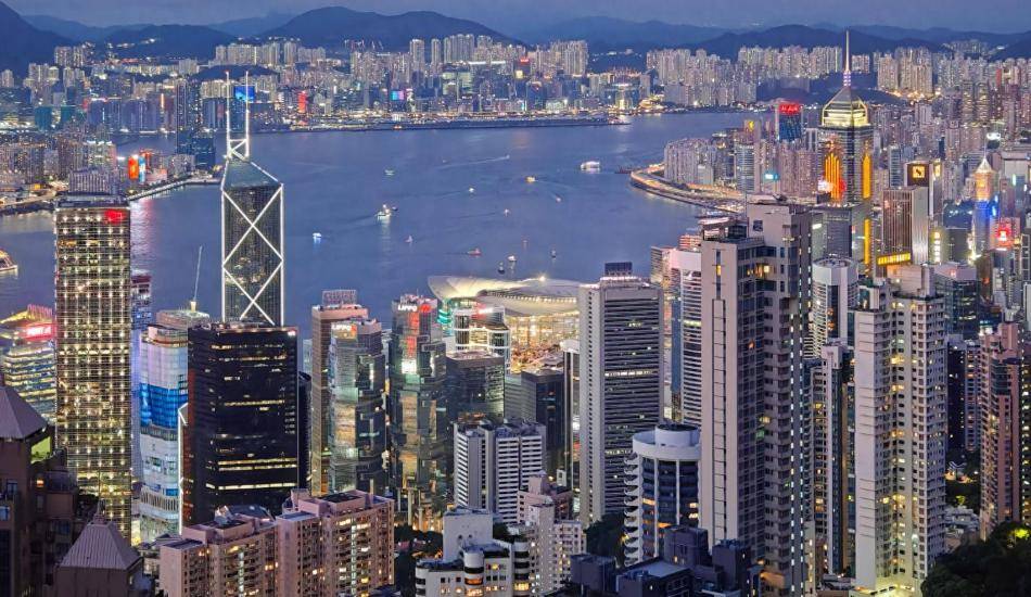 鲁比奥对华下禁令<strong></p>
<p>如何投资原油</strong>，冻结在美资产？不到24小时，外交部亮出16个大字