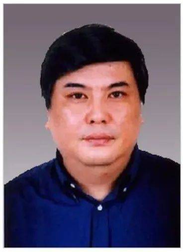 浙江省纪委监委：乐毅<strong></p>
<p>国际原油消息</strong>，主动投案
