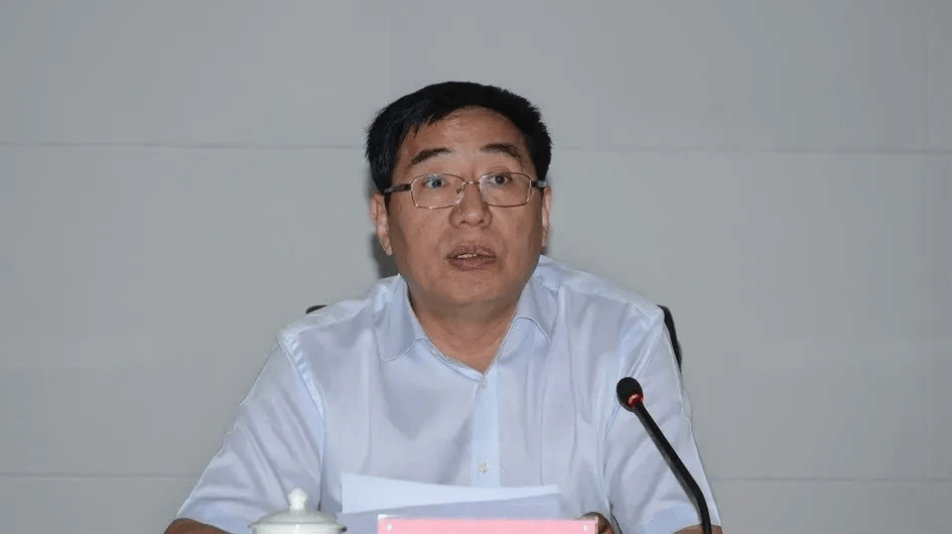 当过市长、市委书记、省委组织部常务副部长、副省长<strong></p>
<p>原油山</strong>，杨子兴非法收受他人财物，数额特别巨大