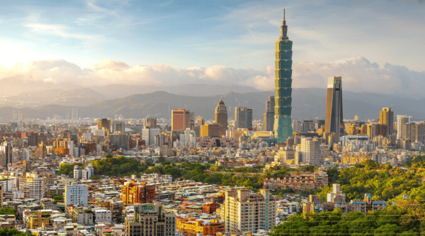 罕见！岛内一架专机抵达南京<strong></p>
<p>原油山</strong>，大陆送出11个字，统一大结局要来？ ​
