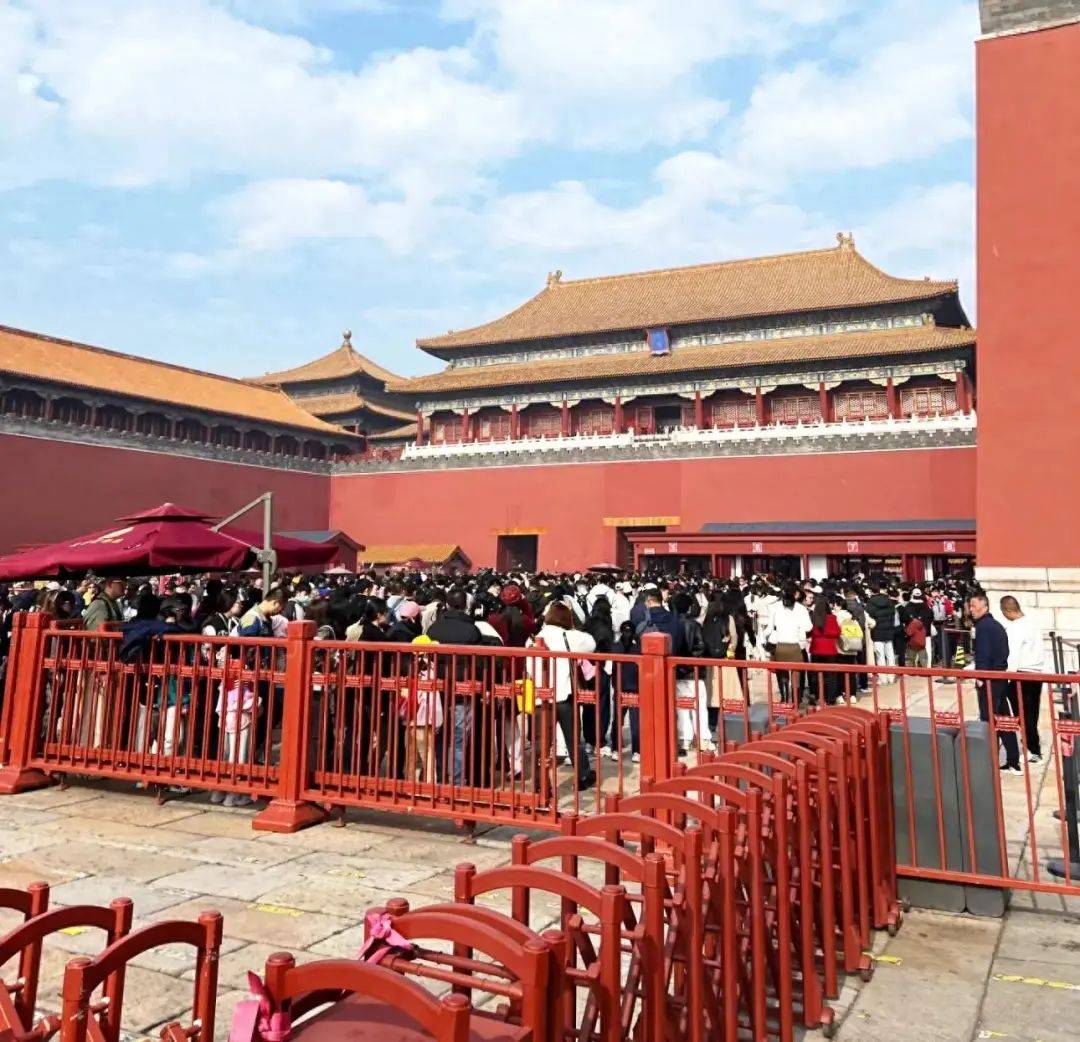 上海囡囡：去了一趟北京<strong></p>
<p>利比亚原油</strong>，忍不住想说说，北京给我的4个印象