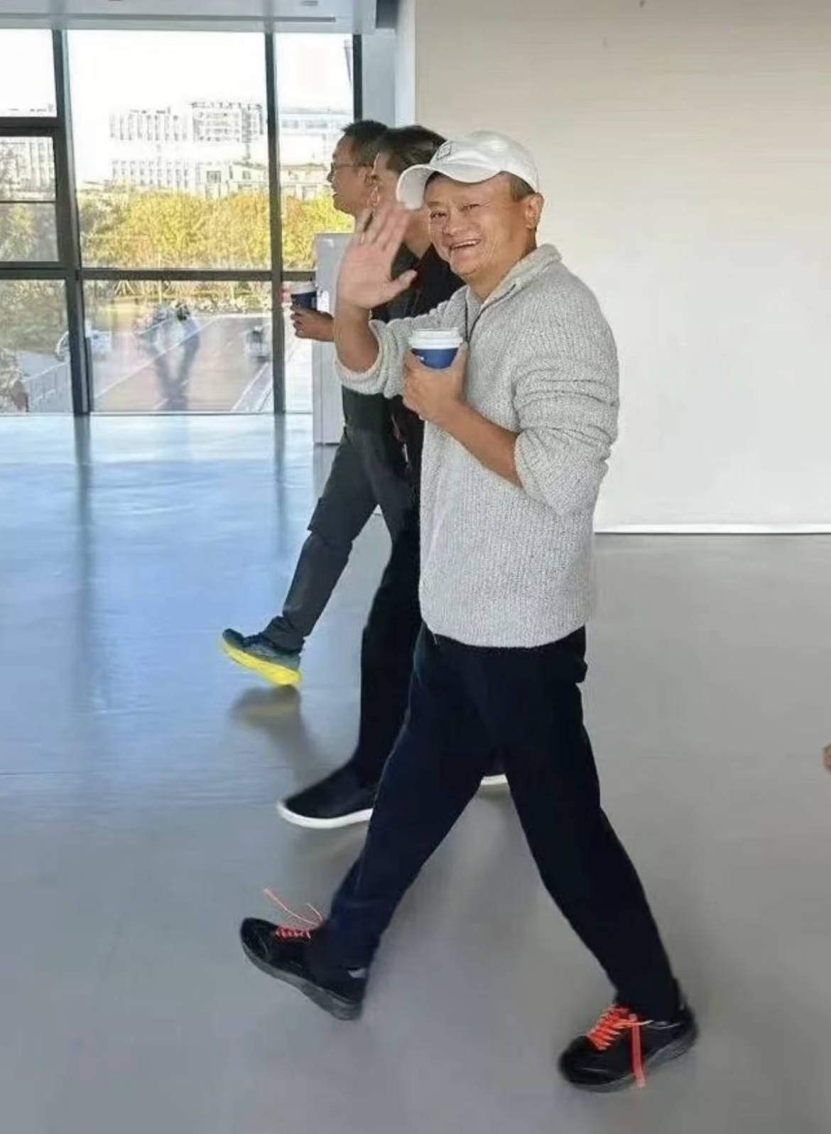 刘强东穿39元T恤逛街<strong></p>
<p>原油储量排名</strong>，章泽天穿200块防晒衫，新贵们可没那么“老钱”！