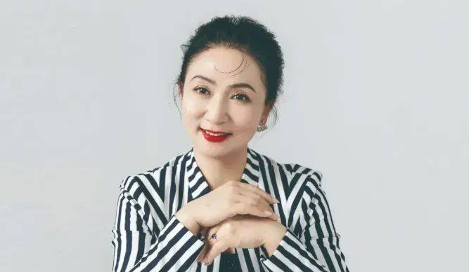 国家一级演员陈丽云<strong></p>
<p>原油片</strong>，被逮捕
