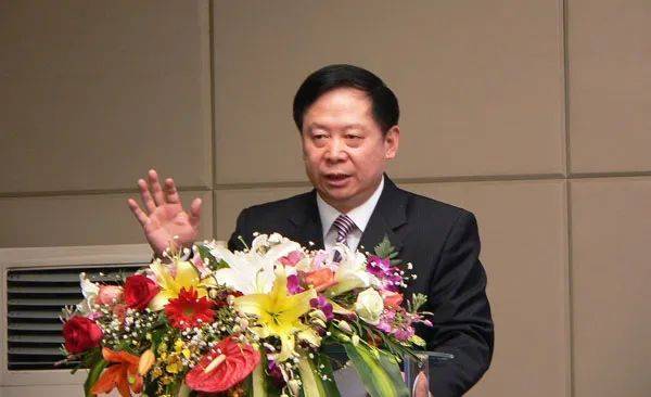 河南省政府原秘书长郭洪昌<strong></p>
<p>原油凝点</strong>，参与赌博，非法收受巨额财物
