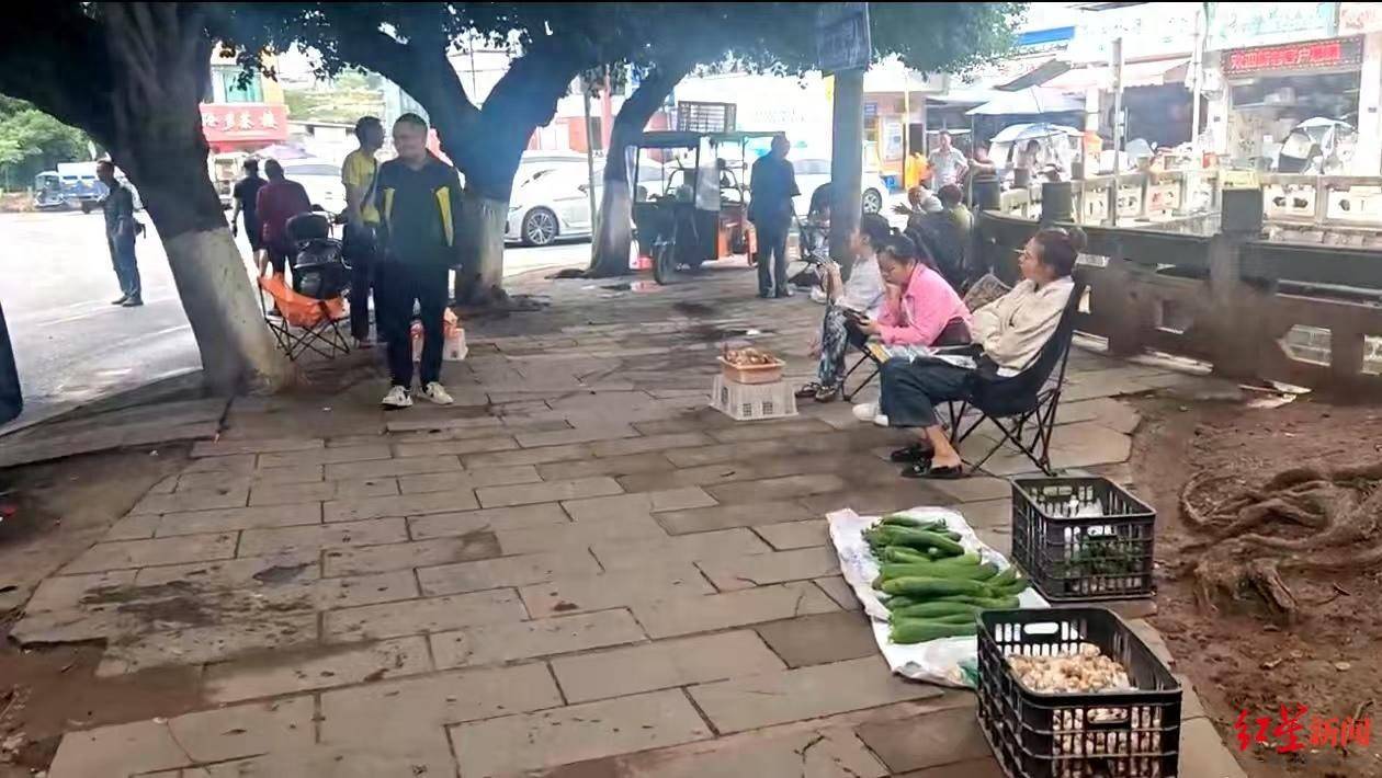 “天价”鸡枞调查：最贵卖到1800元/公斤！雨水少致产量低<strong></p>
<p>原油期货怎么样</strong>，多地价高客少