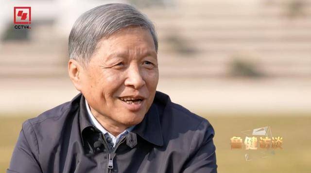 曹德旺:福耀科大8亿预算招50个学生<strong></p>
<p>原油期货怎么样</strong>，面向河南等5省招生